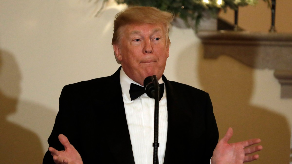 Donald Trump a anunțat pe Twitter înlocuirea secretarului pentru Securitatea Internă
