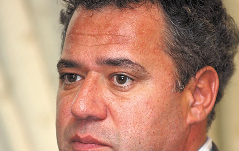 Romaniţa divorţează de Iovan