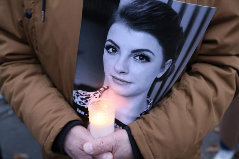Polonezii au organizat un protest pe 6 noiembrie, sub sloganul „Nu încă una”, față de legea care interzice aproape în totalitate avorturile, după ce Izabela a murit în urma unui șoc septic | Foto: EPA