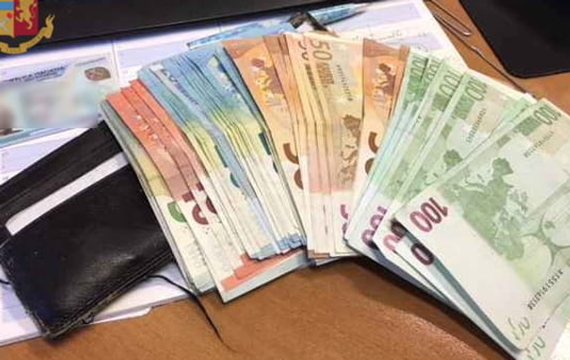 Gestul unei românce a impresionat Italia. Ce a făcut cu un portofel plin cu bani