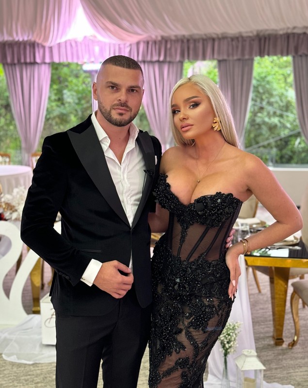 Robert Stoica nu se uită la bani atunci când vine vorba de soția sa. Cadoul spectaculos pe care i l-a oferit Mariei Constantin, în ziua în care aceasta a împlinit 38 de ani