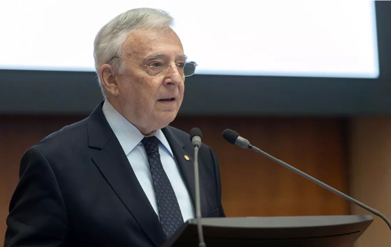 Mugur Isărescu despre discursul lui Călin Georgescu: „Dacă citești numai despre bătălia de la Stalingrad n-ai cum sa înțelegi finanțele din România"