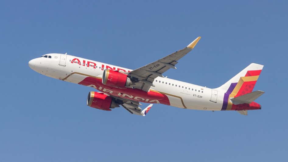 Un avion Air India în aer, imediat după decolare