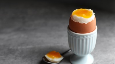 Cum se face oul fiert moale. Cât timp trebuie să-l fierbi