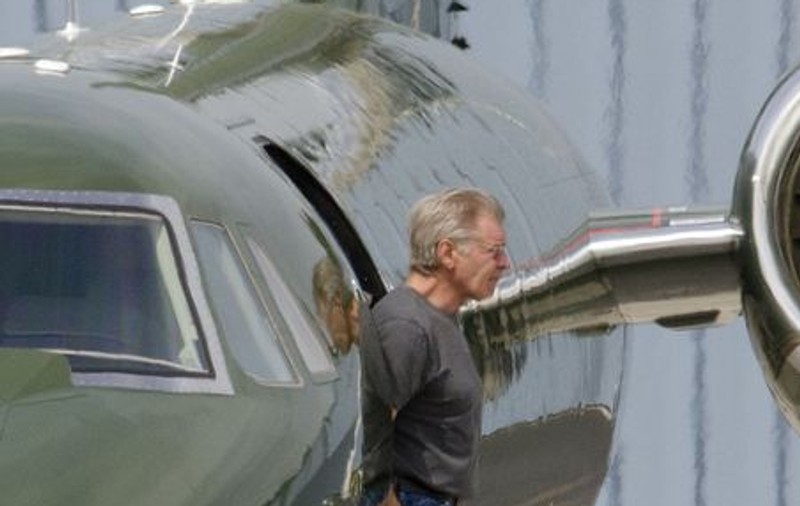 Actorul Harrison Ford a ieşit la plimbare cu avionul | FOTO