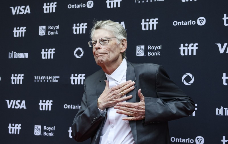 Scriitorul Stephen King s-a întors pe X și i-a atacat pe Trump și Musk