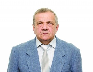 Preotul Cornel Cocoș este primar din 2016