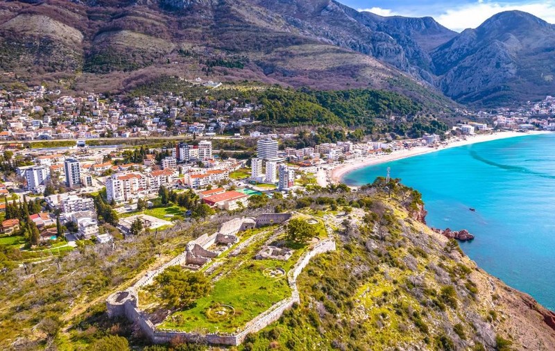 Mic-dejun la 4 euro, cafea la 1,5 euro și cazare cu 20 de euro pe noapte: aceasta este cea mai ieftină destinație de la Marea Adriatică
