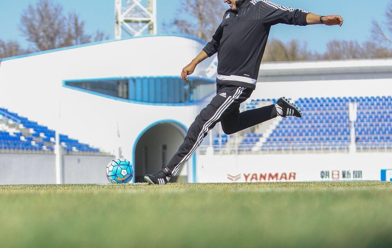 Dan Petrescu și Pițurcă, egal și înfrângere în Liga Campionilor Asiei. ^Sânmărtean a dat o pasă de gol. Alarmă la stadionul din Jeddah / FOTO&VIDEO