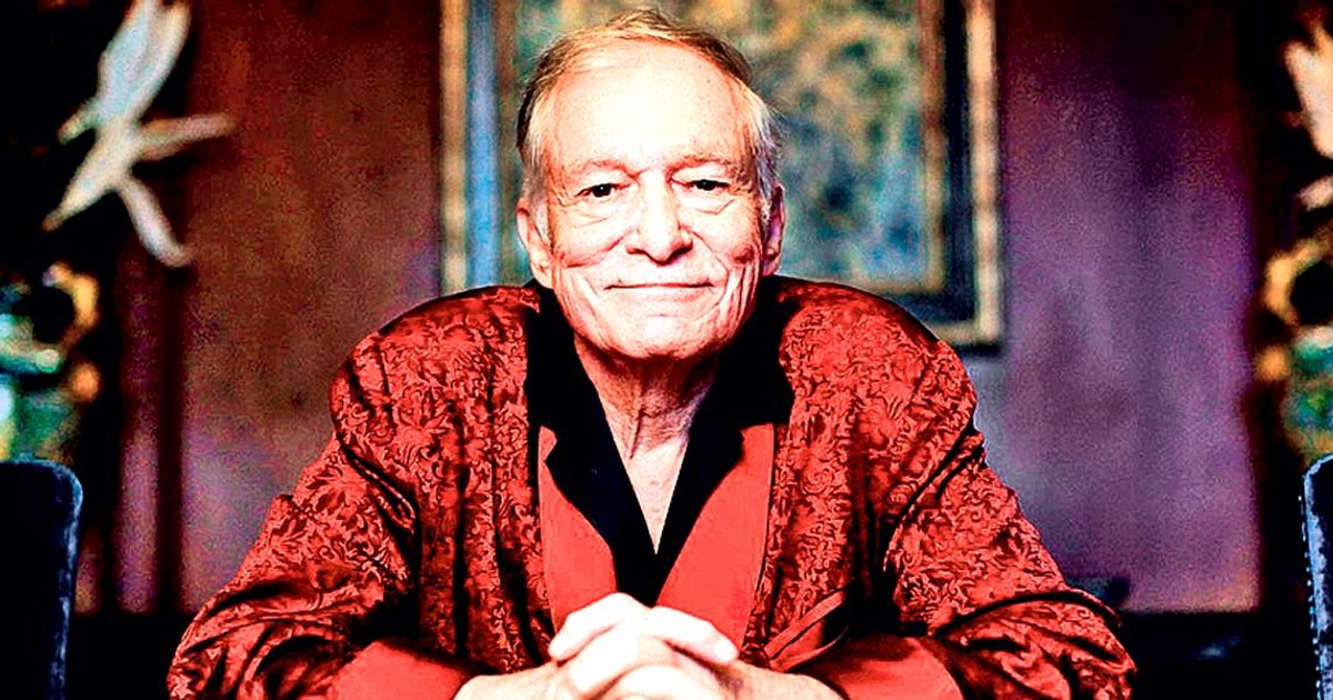 Cu cât s-a vândut mașina de scris a lui Hugh Hefner. A folosit-o la universitate