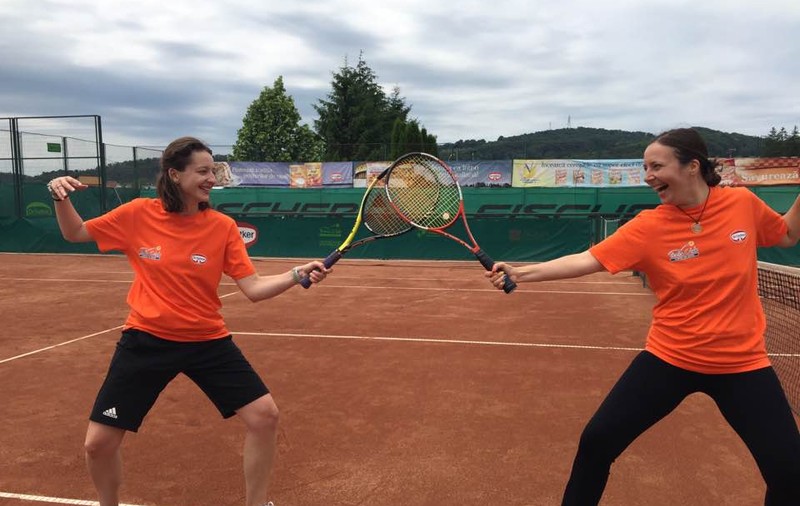 ​Ana Maria Brânză Popescu a dat spada pe racheta de tenis și i-a aruncat mănușa Simonei Halep / FOTO&VIDEO EXCLUSIV​