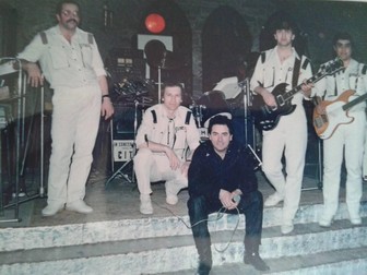 George Rotaru și trupa sa de acompaniament, în 1985