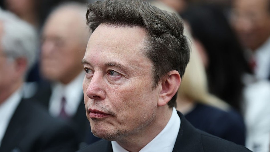 Elon Musk (în imagine) este acuzat de ucraineni că a întrerupt serviciul Starlink și a împiedicat astfel efectuarea unor operațiuni Sursa foto: Getty Images