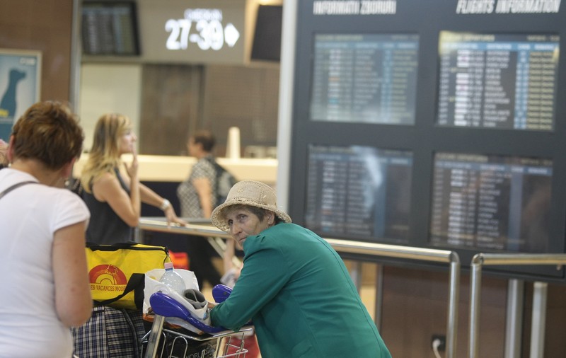 EXCLUSIV | Noua politică de bagaje WizzAir şi Ryanair, pe masa Comisiei Europene. Bruxelles-ul monitorizează inclusiv situaţia din România
