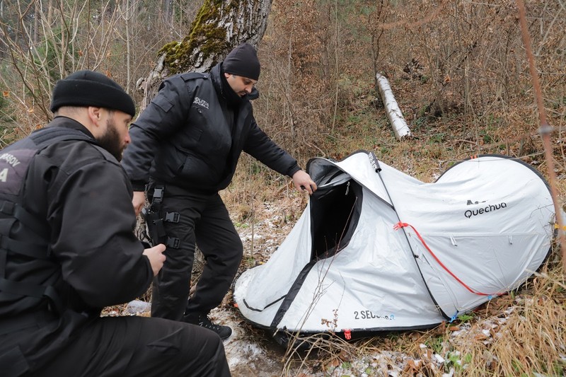 Poliția locală face verificări