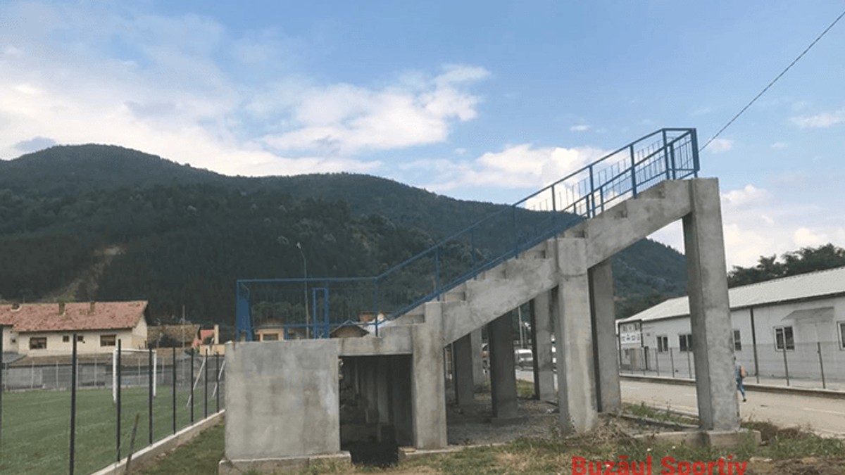 Alt stadion nou răsare în România. Investiția de 1 milion de euro pentru o echipă mică