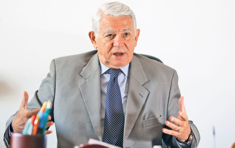 Meleșcanu, despre cotele de refugiați pe care le va primi România: Nu am acceptat ideea cotei obligatorii, dar vom face totul ca lucrurile să fie în regulă