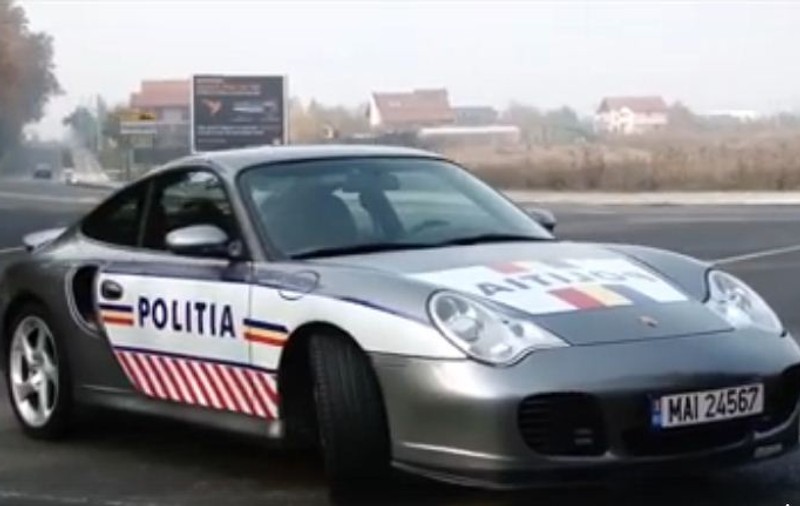 Poliția patrulează cu un Porsche pe Autostrada Soarelui. Recomandările polițiștilor pentru șoferi în minivacanța de Rusalii