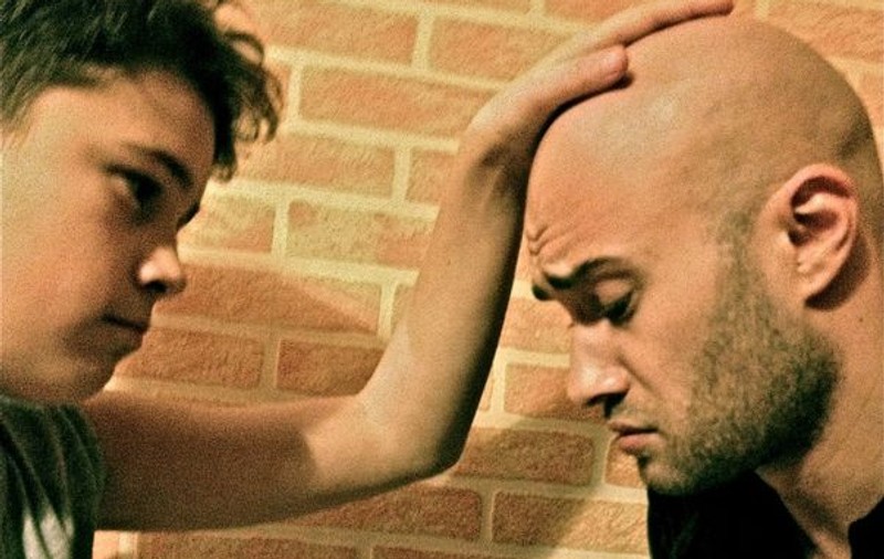 Moment emoţionant cu Mihai Bendeac şi frăţiorul său la filmările Teatru TV | FOTO