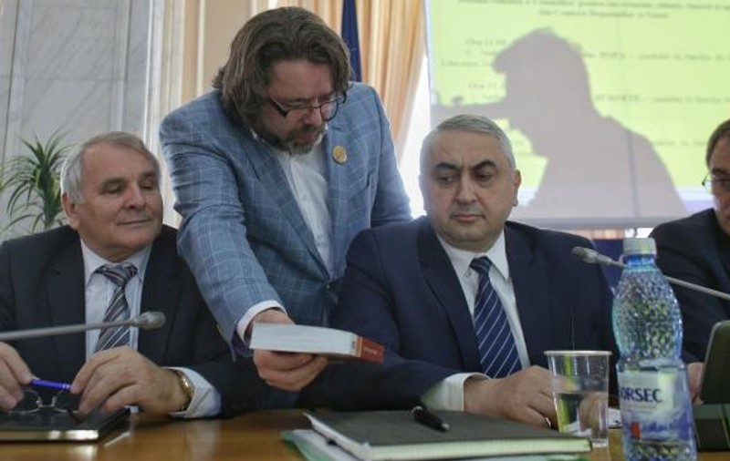 Moțiune simplă împotriva ministrului Educației, la vot săptămâna viitoare în Senat