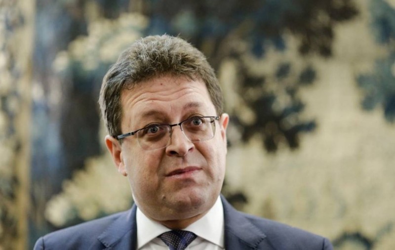 Directorul Patrimoniului de Stat trebuia să ia 900.000 euro anul ăsta ca indemnizație, spune Cătălin Teniţă. Reacția RAAPPS