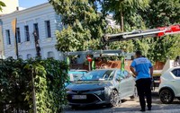 Consiliul General al Municipiului Bucureşti a adoptat miercuri un nou regulament privind ridicarea maşinilor parcate neregulamentar