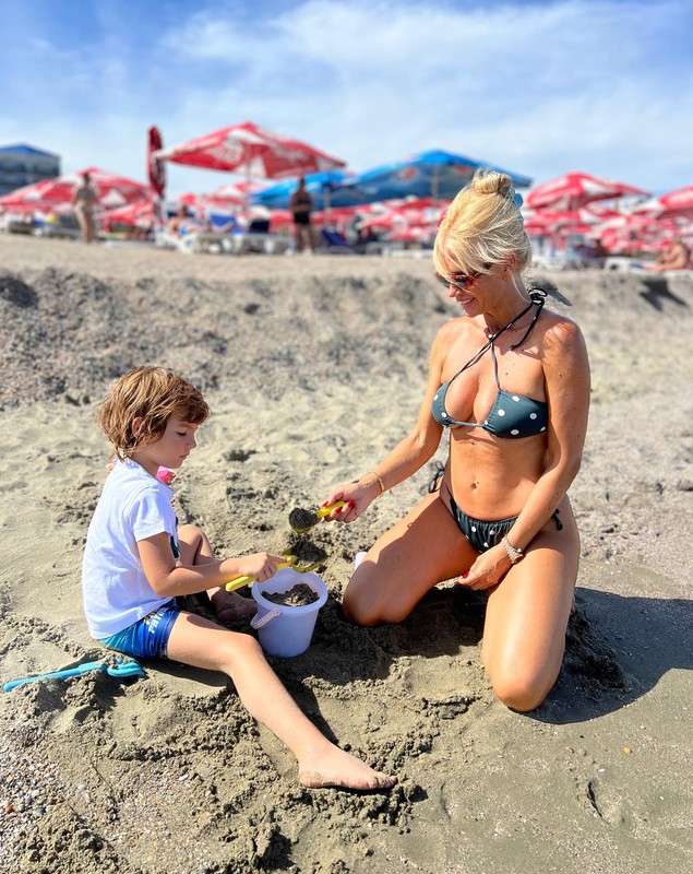 Anunțul făcut de Andreea Bănică despre hotelul ei de patru stele din Eforie Nord: „Am băgat mulți bani acolo și sperăm să îi și scoatem”