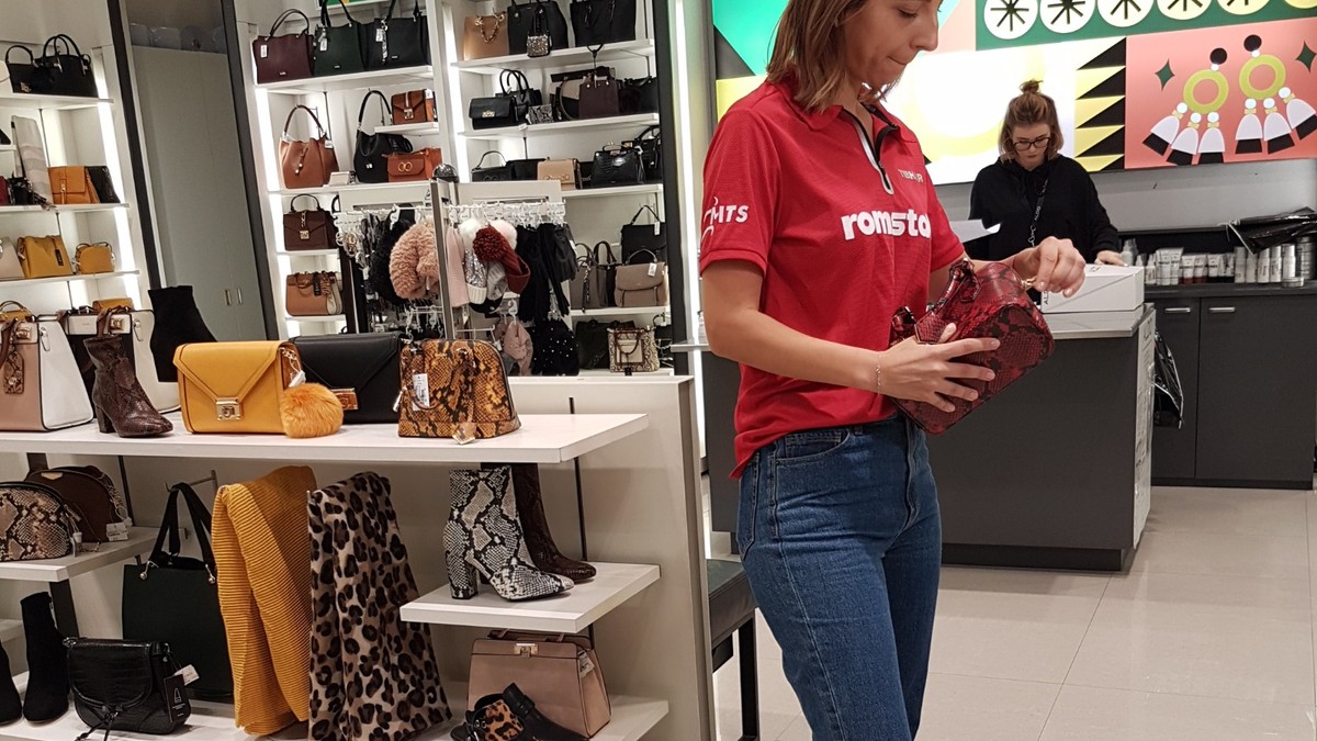 Eliza Samara, șapte ore de shopping în Dubai: „Aș sta o zi întreagă și apoi m-aș întoarce să fac din nou cumpărături”
