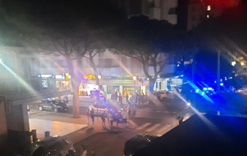 Împușcături la Jesolo, cunoscuta stațiune italiană la Marea Adriatică. La două zile după atac, trăgătorul nu a fost prins