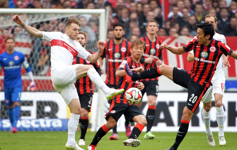Gol și assist pentru Maxim, în meciul cu Frankfurt. Șvabii se zbat să scape din subsol / VIDEO