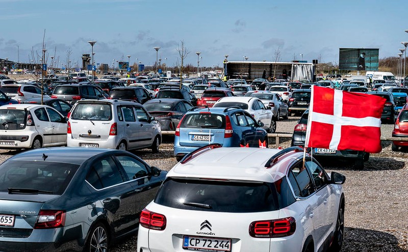 Câteva mii de locuitori din Danemarca au participat la slujba de Paște din mașini EPA-EFE/HENNING BAGGER DENMARK OUT