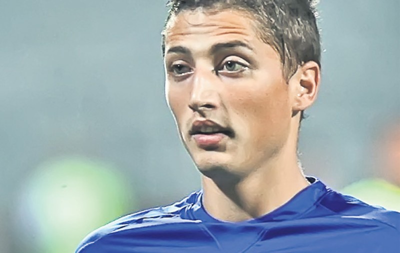 În cazul transferurilor celor 12 jucători de la «U» Cluj la Petrolul, DIICOT s-a sesizat după o petiţie a unui fan al «studenţilor», Adrian Cimpoeru!