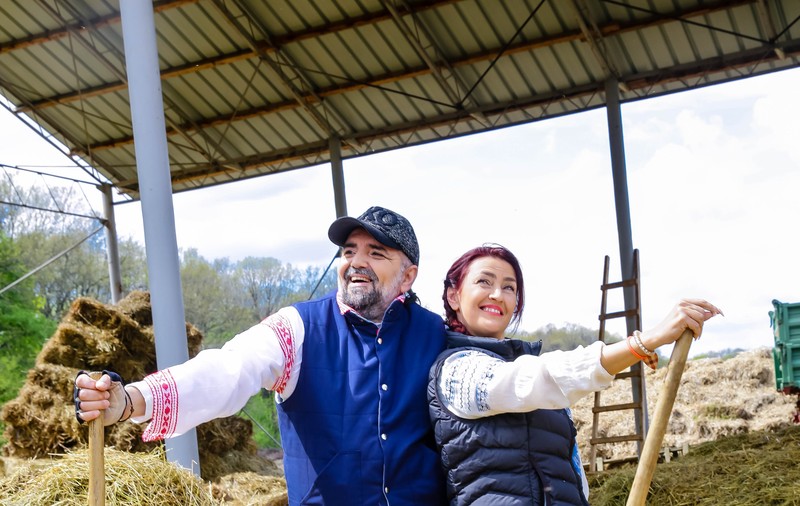 Rona Hartner și Daniel Iordăchioaie, primul cuplu de la Ferma vedetelor