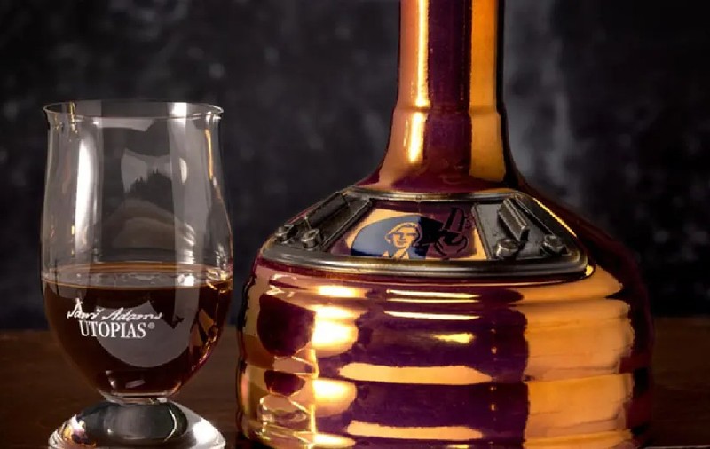 Una dintre cele mai tari beri din lume este interzisă deja în 15 state și costă cât un vin de lux