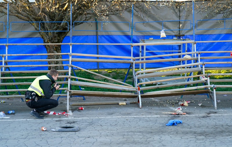 Cel puţin patru persoane au fost rănite într-un atac cu cuțitul în sud-estul Norvegiei. Poliția a anunțat că un suspect a fost arestat