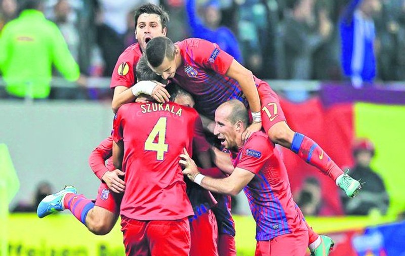 Adrian Mutu, atacantul lui Ajaccio, consideră că roş-albaştrii au câştigat deja cursa pentru campionat în Liga I: «Steaua ia titlul!»