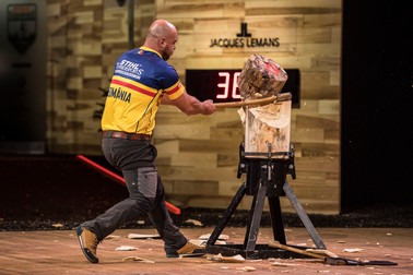 Dan Petrescu of Romania performs during the Qualifying for the Stihl Timbersports World Championship in Lillehammer, Norway on November 02, 2017.