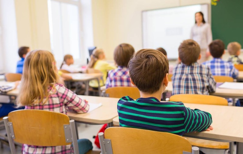 Lista județelor în care începe școala luni și unde nu se știe dacă elevii vor intra la ore după ce profesorii au anunțat grevă