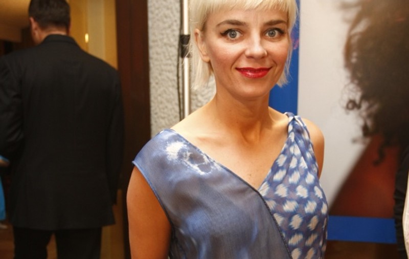 Vedetele se întorc la şcoală. Gianina Corondan, din nou pe băncile facultăţii