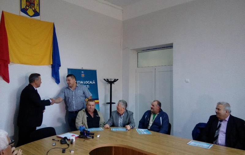 La Galați se caută voluntari pentru misiuni comune cu polițiștii locali; printre înscrişi, un taximetrist care le-a mai dat informații agenților