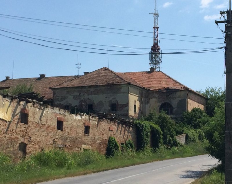REPORTAJ/ Călătorie în timp printre prinți și prințese, cu prima hartă a castelelor și conacelor din Timiș/ FOTO