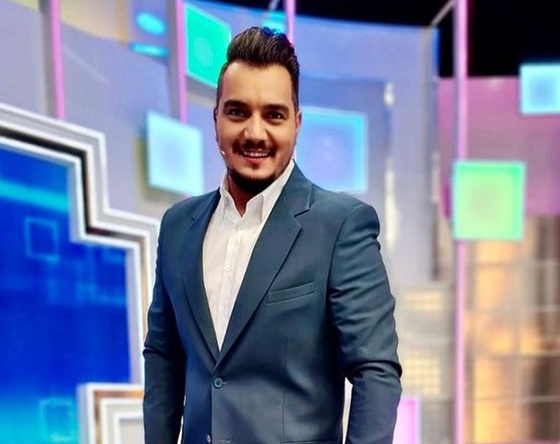 Bursucu revine la TV. Cu ce post de televiziune a semnat și ce emisiune va modera fostul prezentator de la Kanal D: „Un format complet nou”
