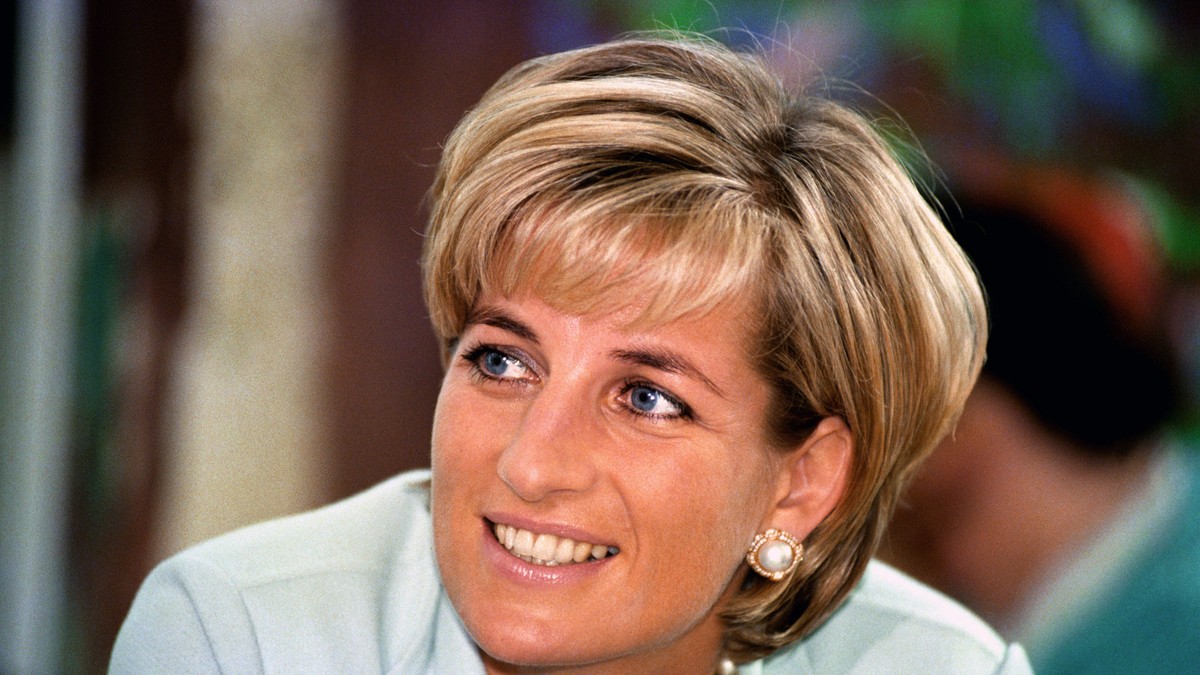Prințesa Diana ar fi trăit dacă purta centura de siguranță