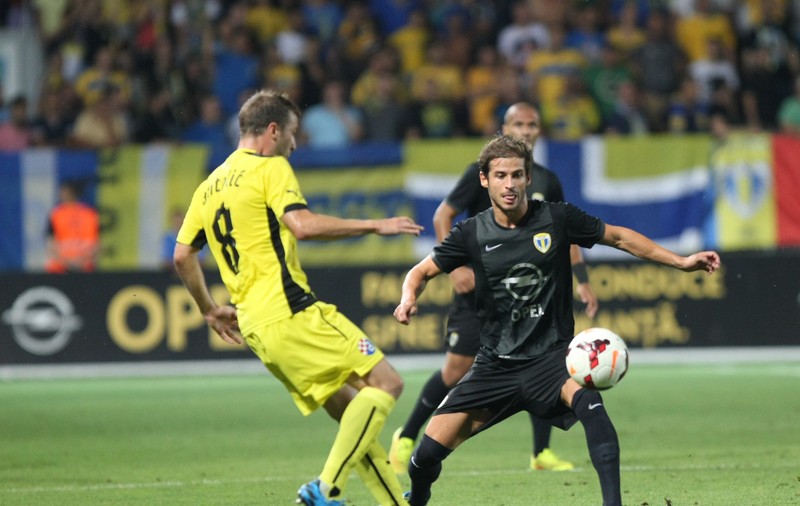 Pandurii - Petrolul 1-1 / Pablo De Lucas: ”Am avut fotbalişti care au evoluat accidentaţi!”