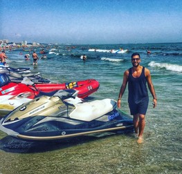 Mamaia este unul dintre locurile preferate ale lui Ali | Foto: Instagram