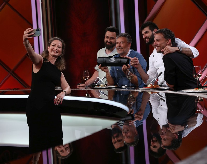Chefi la cuțite 20 noiembrie 2024. Alexia și Aris Eram, impresionați de preparatul lui Richard Abou Zaki