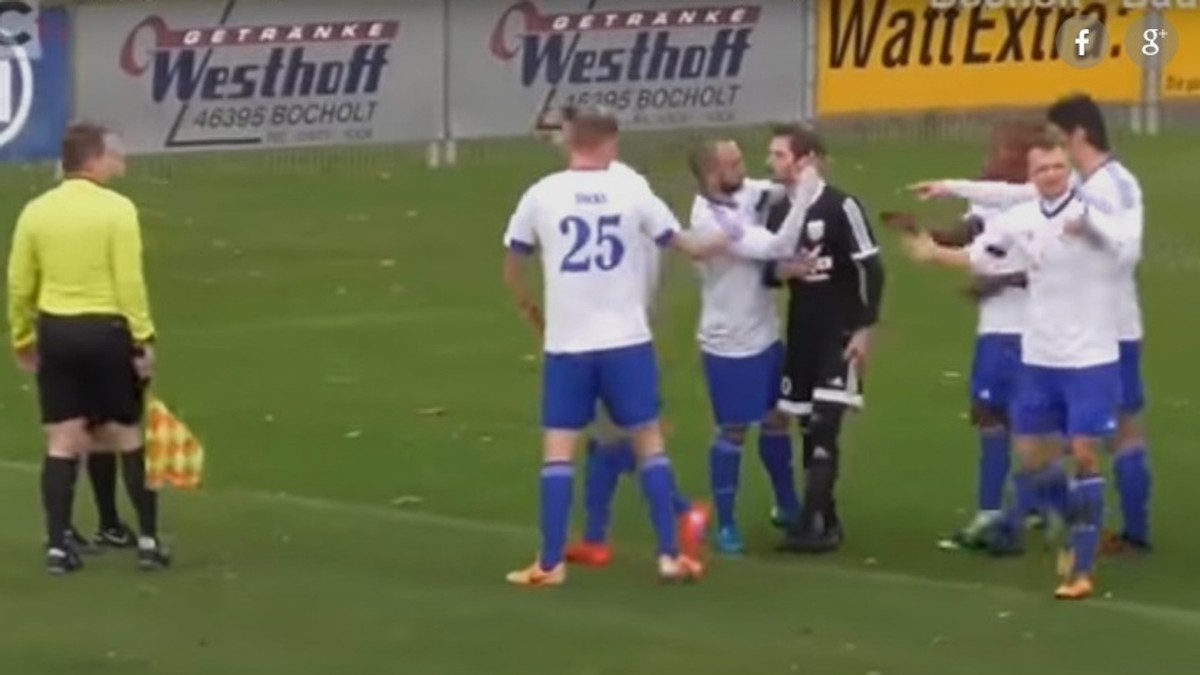 Un adversar l-a pupat pe fotbalistul care a recunoscut că n-a fost penalty