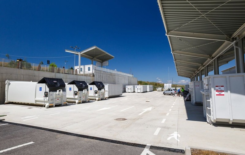 Un singur centru de colectare a deșeurilor din cele 13 pe care România trebuia să le finanțeze prin PNRR a fost deschis: „Am avut 3 ani la dispoziție”
