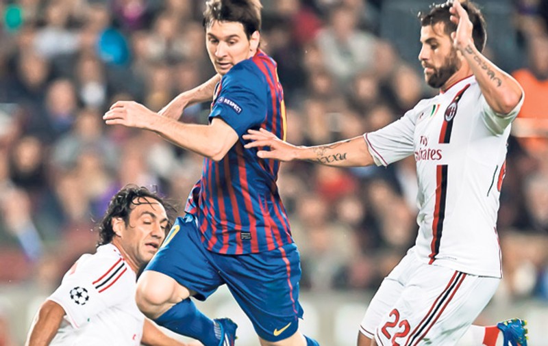 Recordurile cad precum popicele în faţa Barcelonei şi a lui Lionel Messi