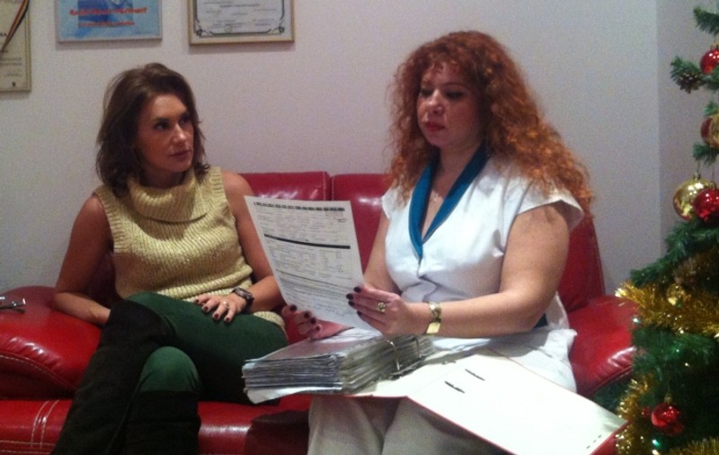 Irina Cordoneanu face ÎMPACHETĂRI ÎN CIOCOLATĂ, ca să arate bine de Sărbători  